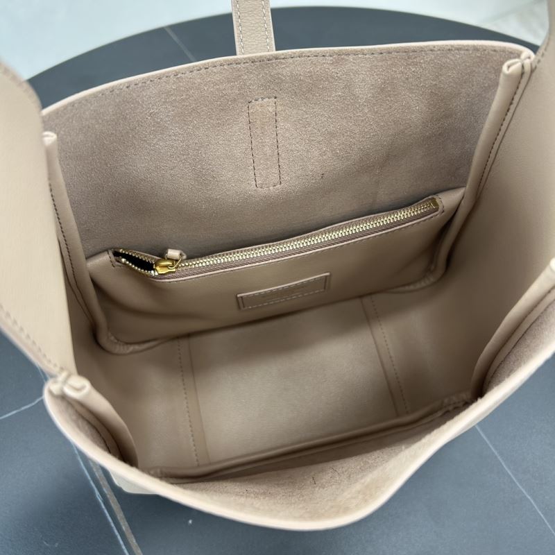 Y51 hobo bags